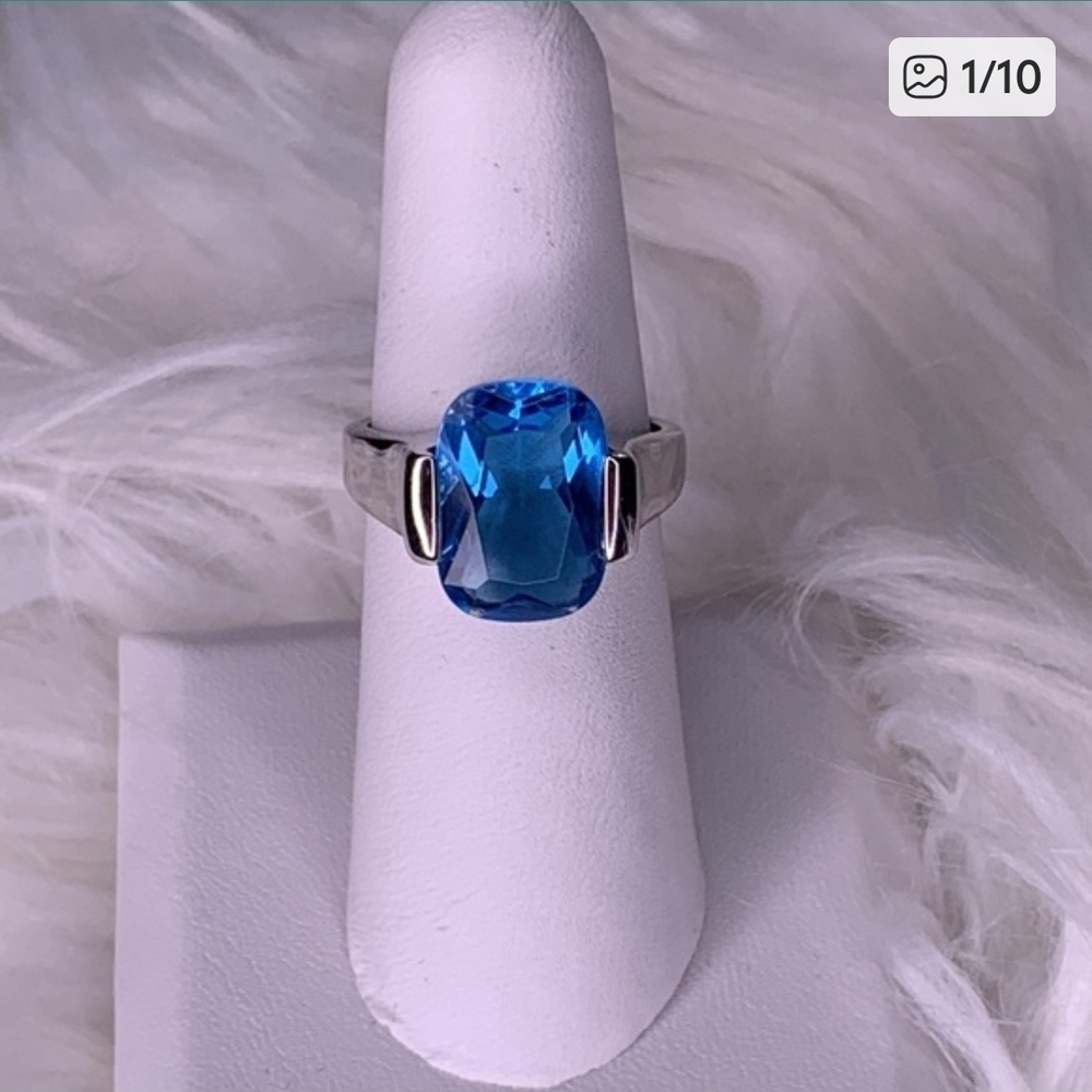 Lia Sophia Blue Silver Ring